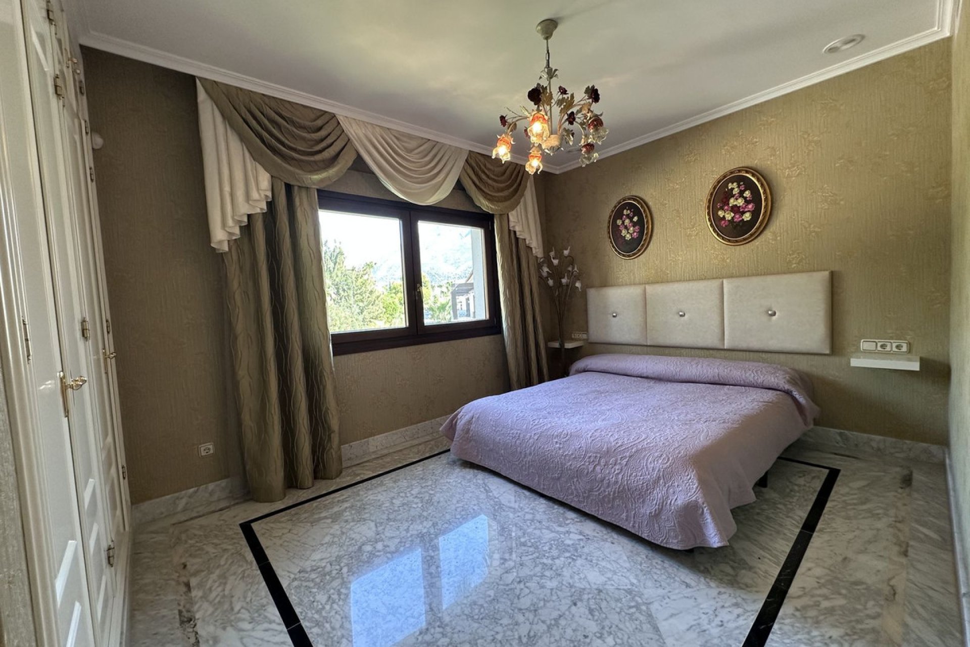 Resale - Apartment - Middle Floor Apartment - Marbella - The Golden Mile