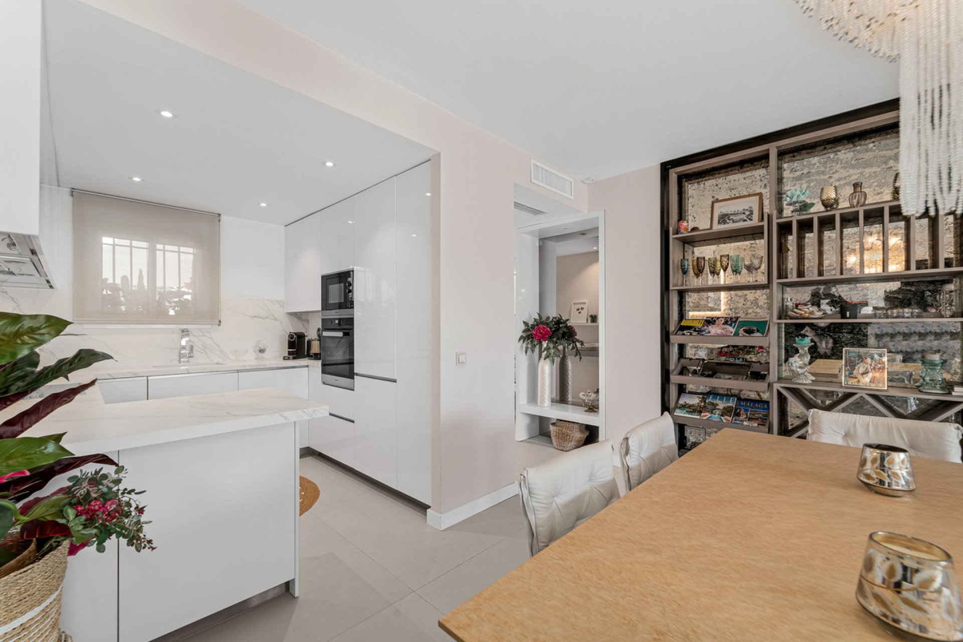 Resale - Apartment - Middle Floor Apartment - Marbella - The Golden Mile