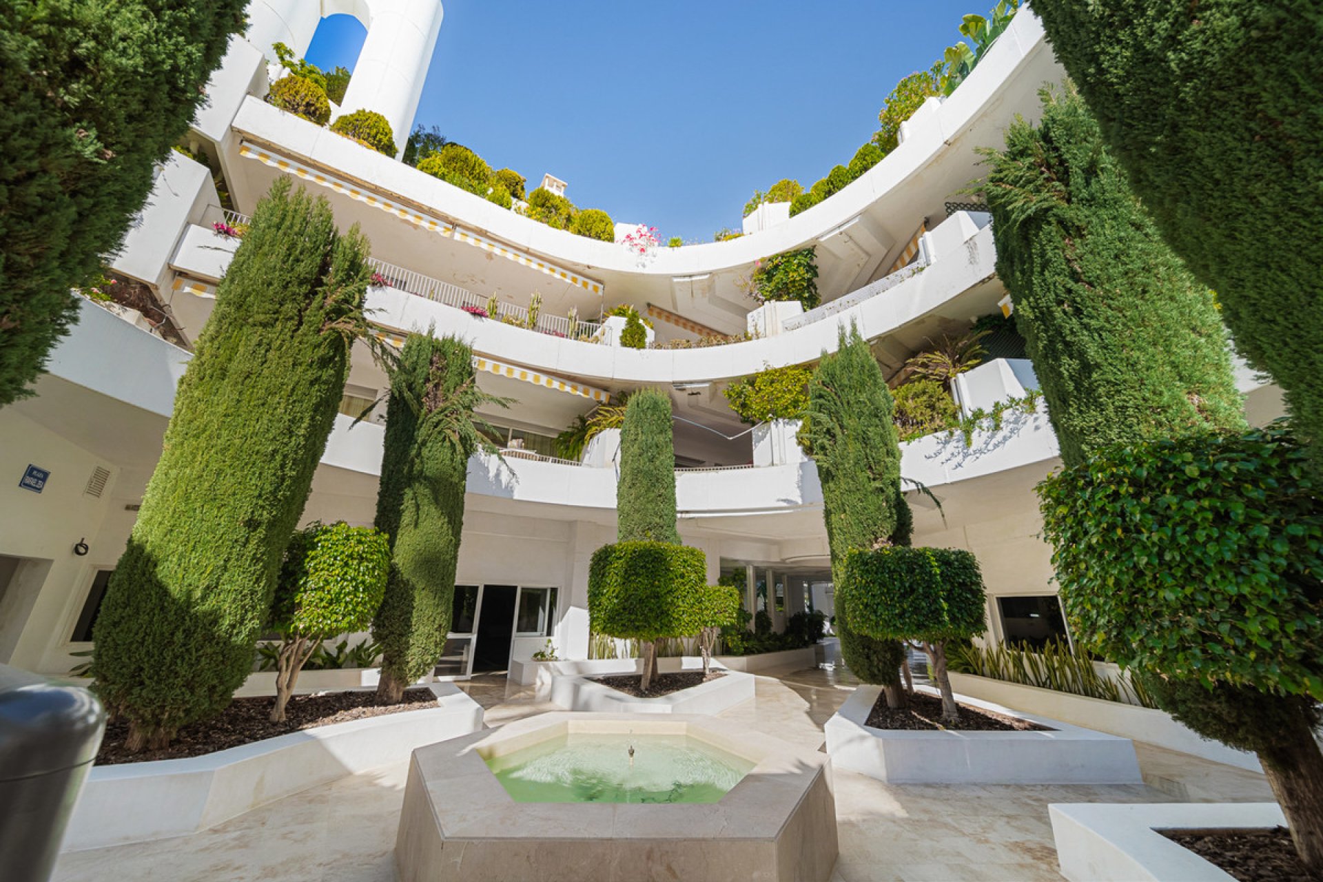 Resale - Apartment - Middle Floor Apartment - Marbella - The Golden Mile