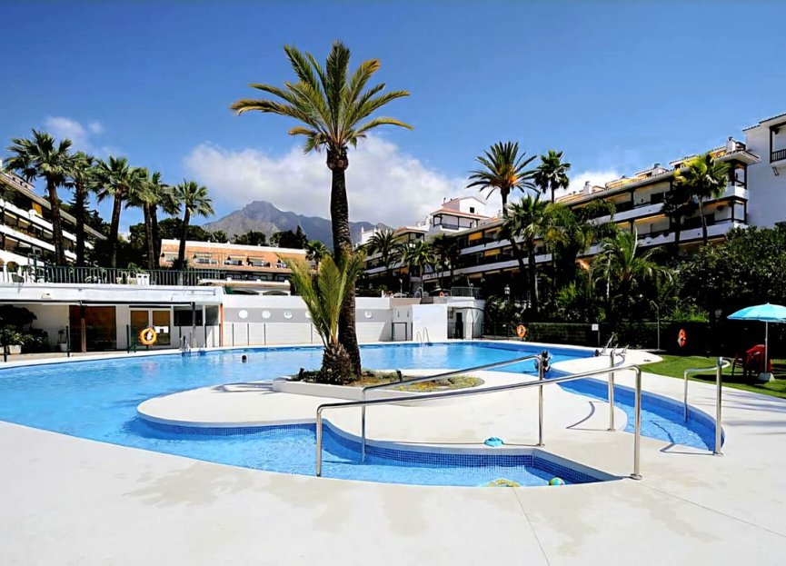 Resale - Apartment - Middle Floor Apartment - Marbella - The Golden Mile