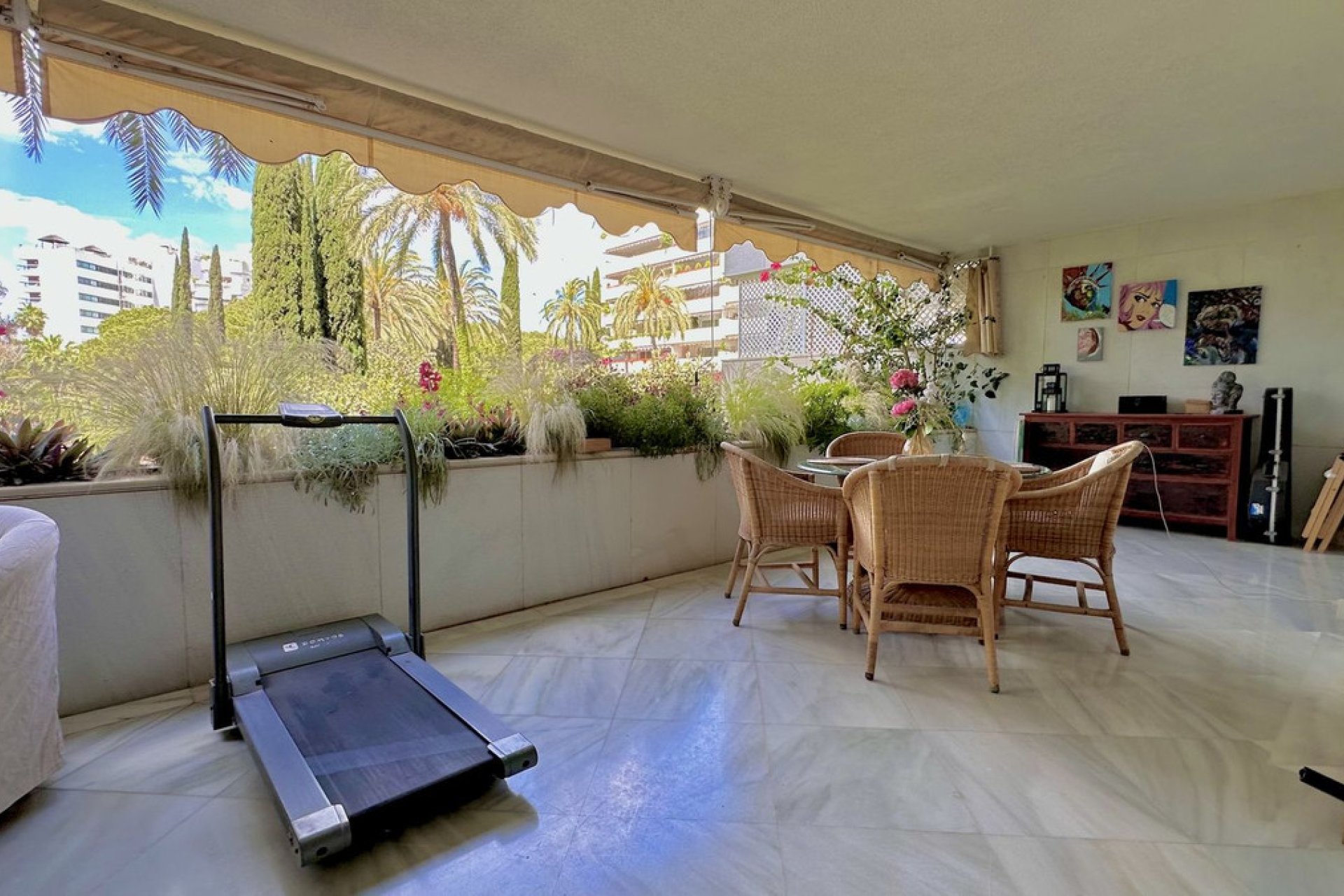 Resale - Apartment - Middle Floor Apartment - Marbella - The Golden Mile