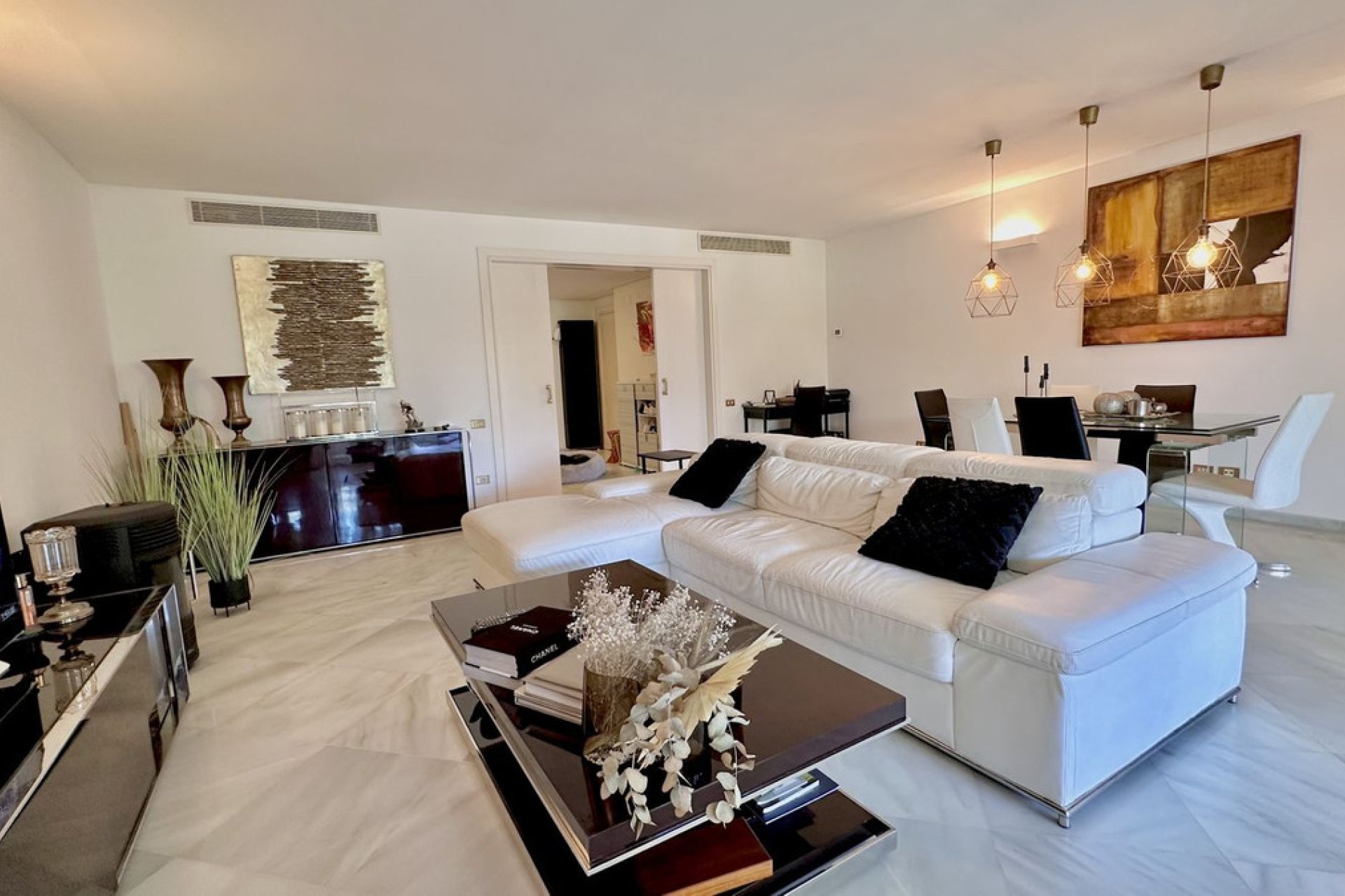 Resale - Apartment - Middle Floor Apartment - Marbella - The Golden Mile