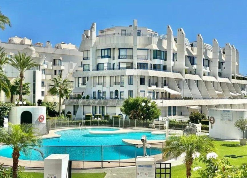 Resale - Apartment - Middle Floor Apartment - Marbella - The Golden Mile