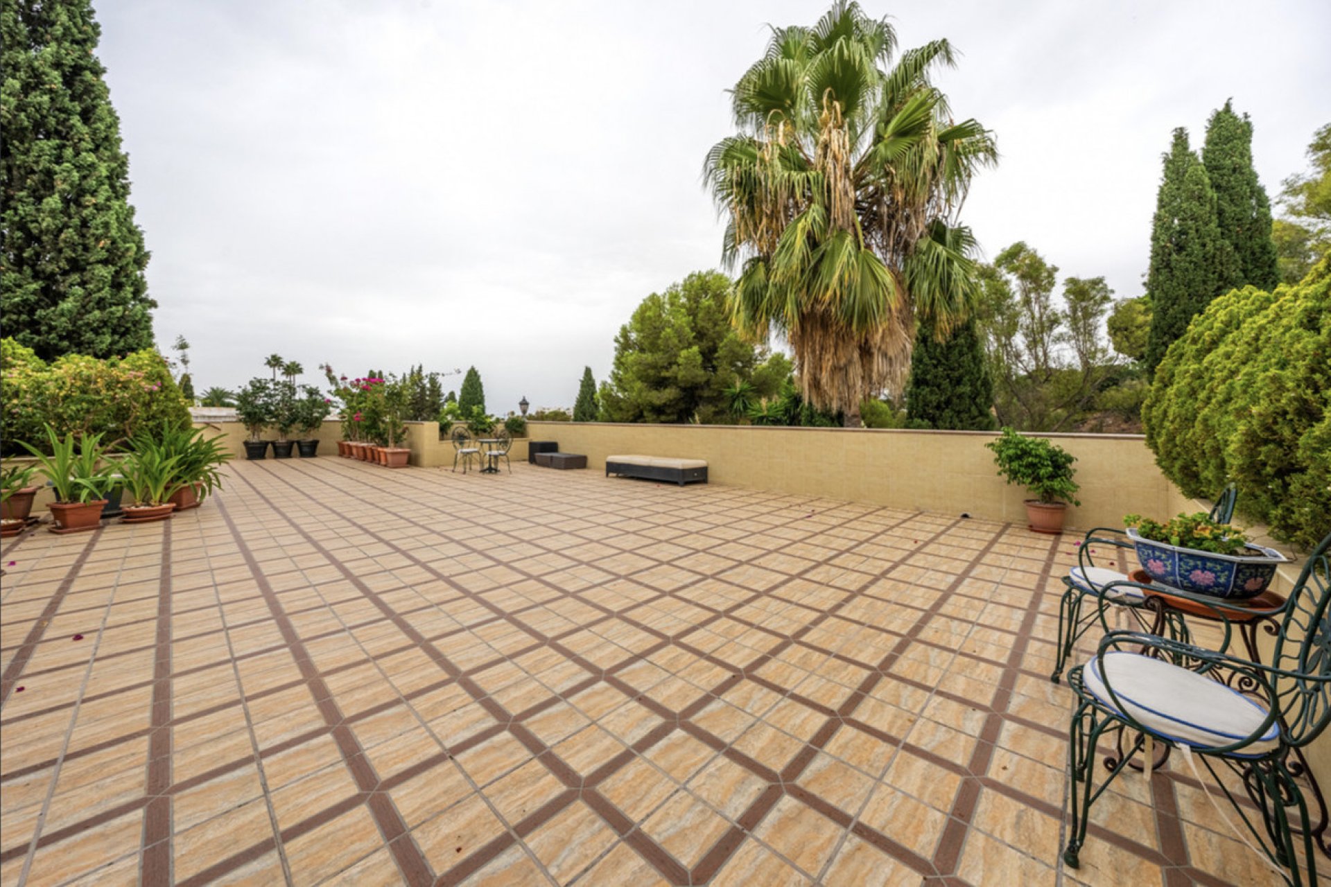 Resale - Apartment - Middle Floor Apartment - Marbella - The Golden Mile