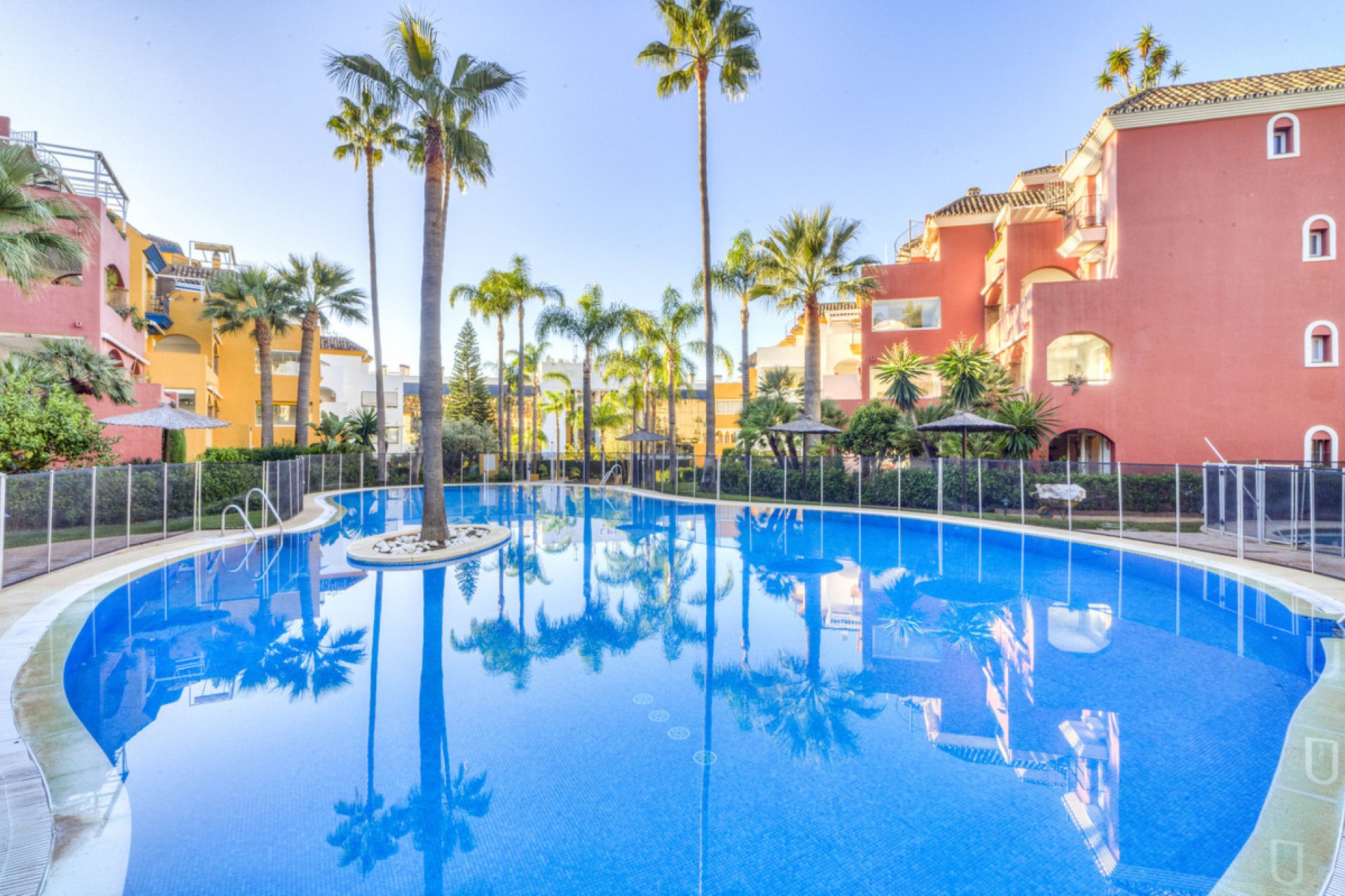 Resale - Apartment - Middle Floor Apartment - Marbella - The Golden Mile