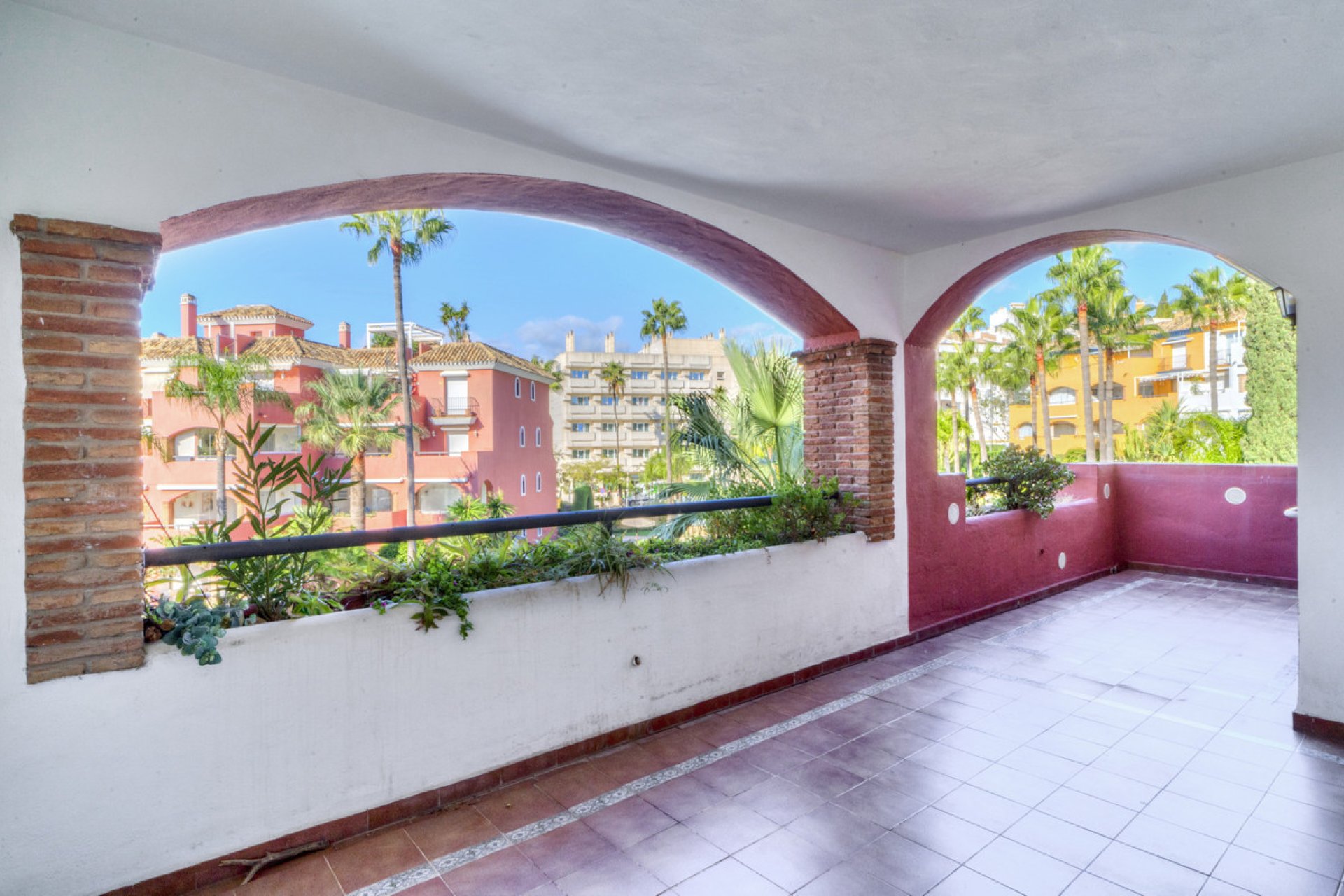 Resale - Apartment - Middle Floor Apartment - Marbella - The Golden Mile