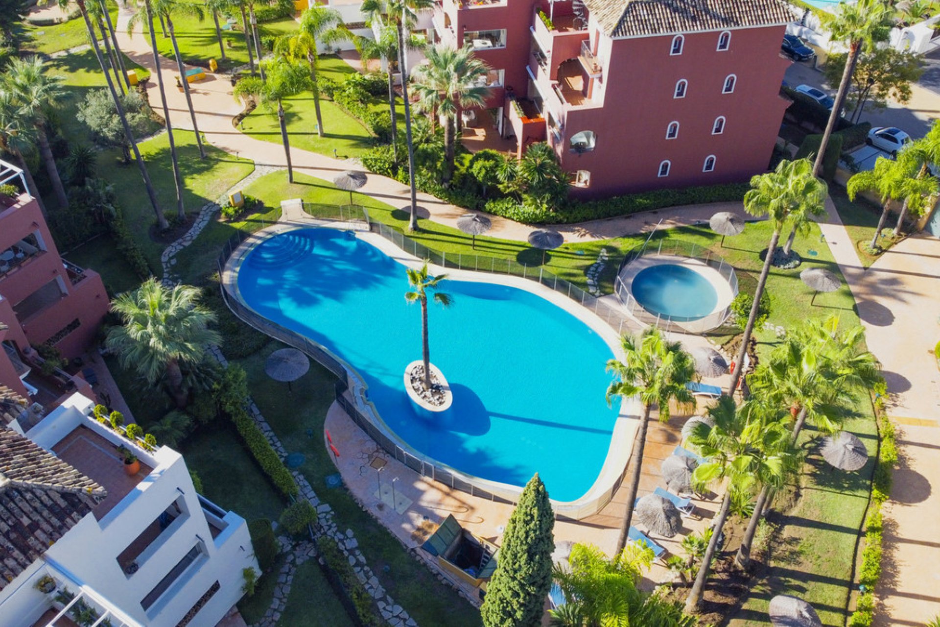 Resale - Apartment - Middle Floor Apartment - Marbella - The Golden Mile