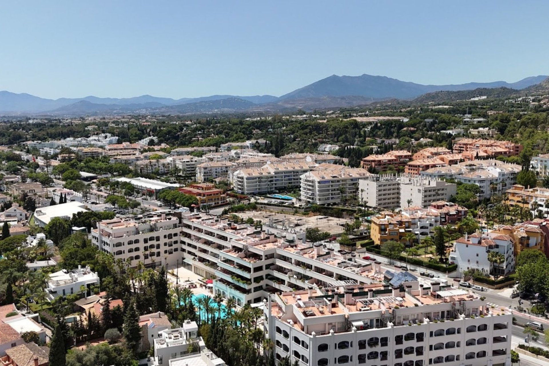 Resale - Apartment - Middle Floor Apartment - Marbella - The Golden Mile