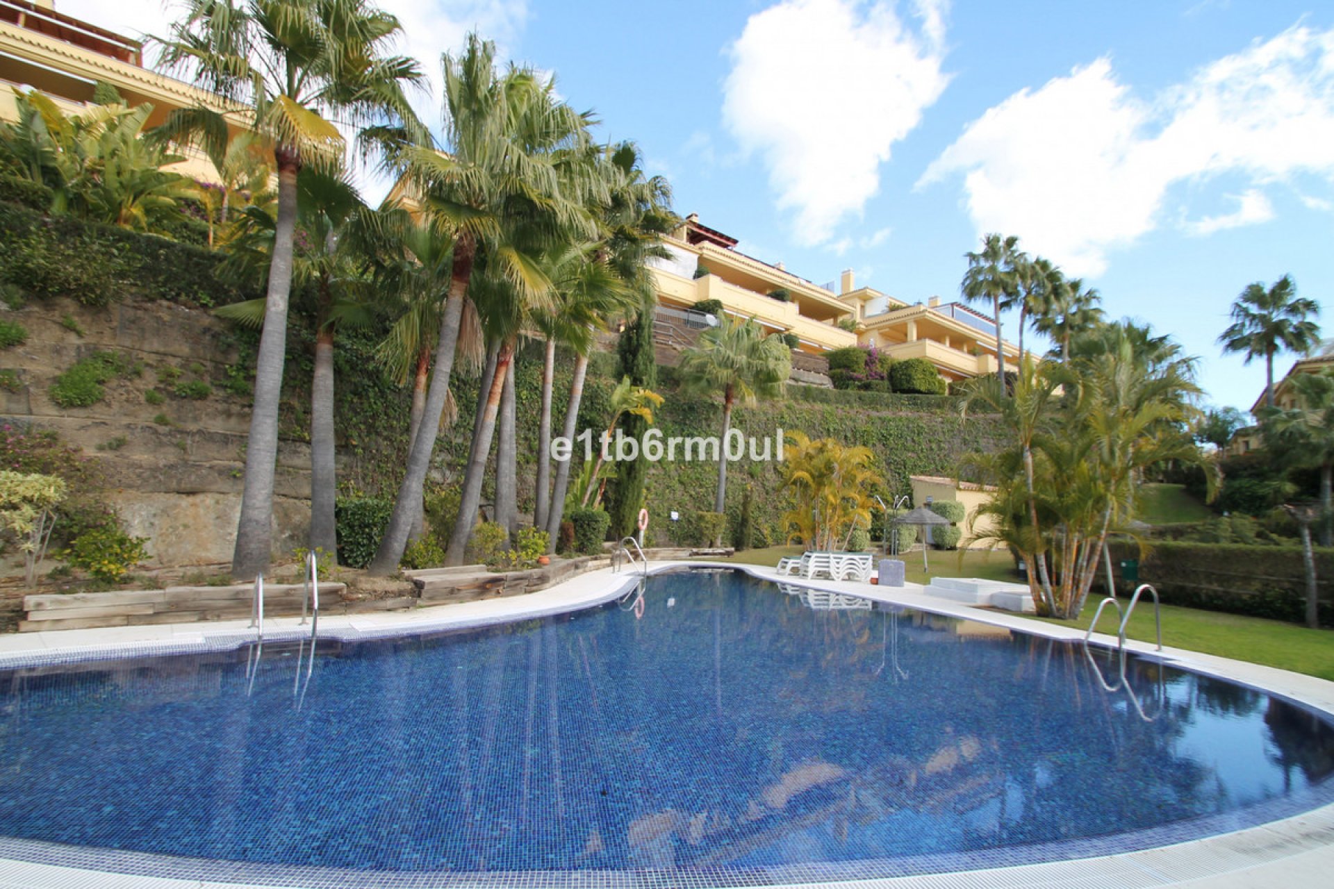 Resale - Apartment - Middle Floor Apartment - Marbella - The Golden Mile