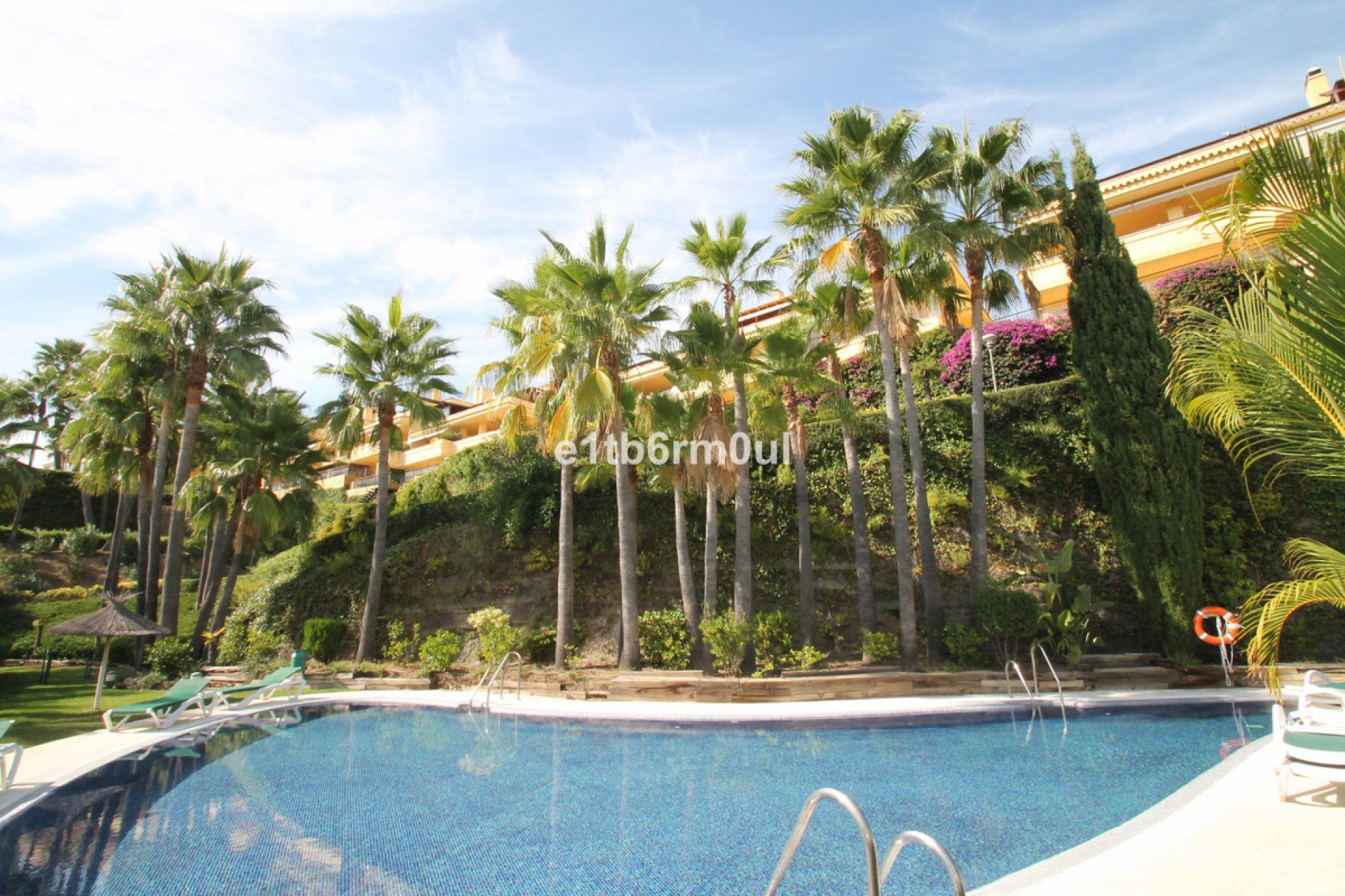 Resale - Apartment - Middle Floor Apartment - Marbella - The Golden Mile