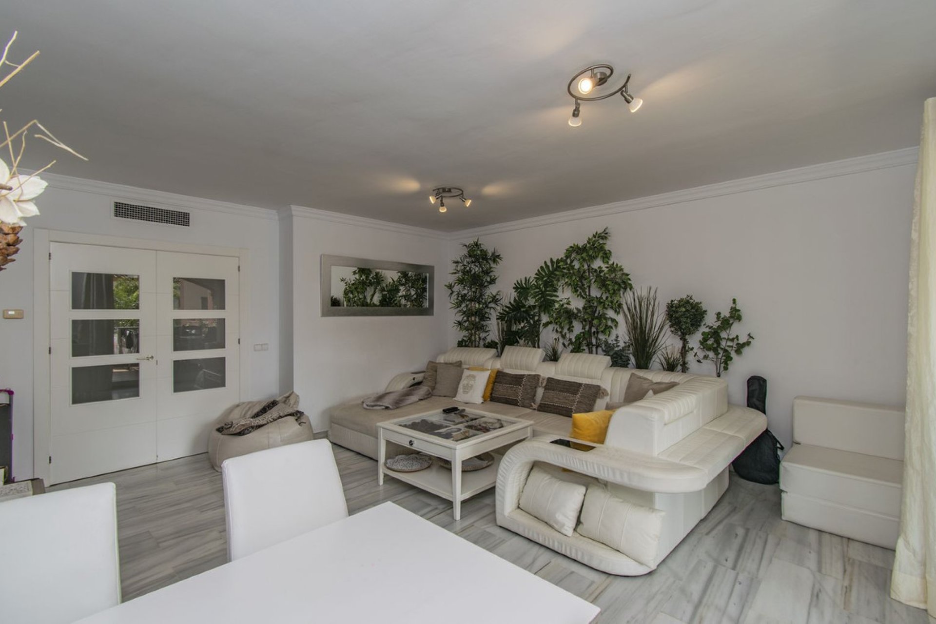 Resale - Apartment - Middle Floor Apartment - Marbella - The Golden Mile