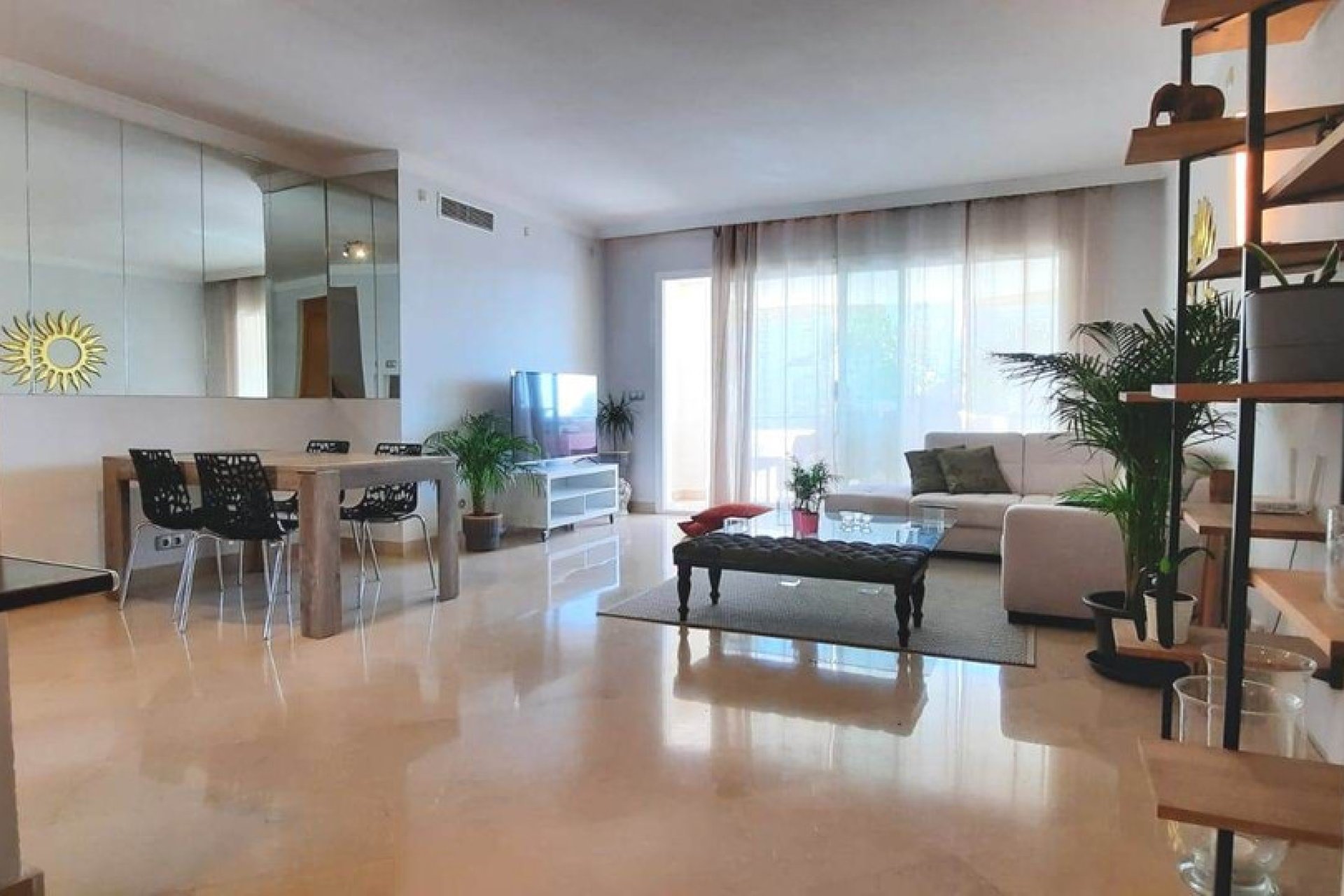 Resale - Apartment - Middle Floor Apartment - Marbella - The Golden Mile