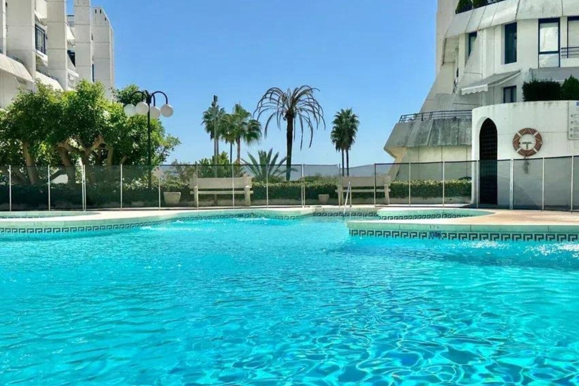 Resale - Apartment - Middle Floor Apartment - Marbella - The Golden Mile