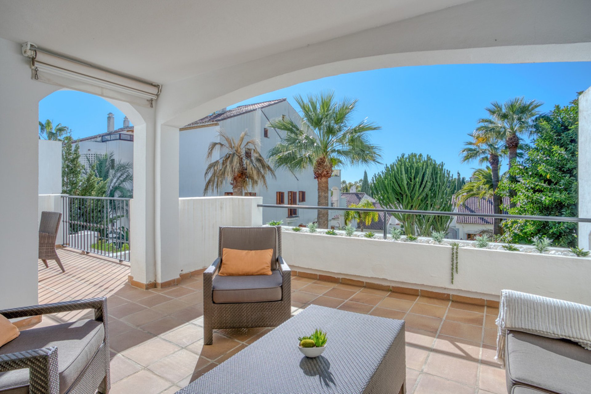 Resale - Apartment - Middle Floor Apartment - Marbella - The Golden Mile