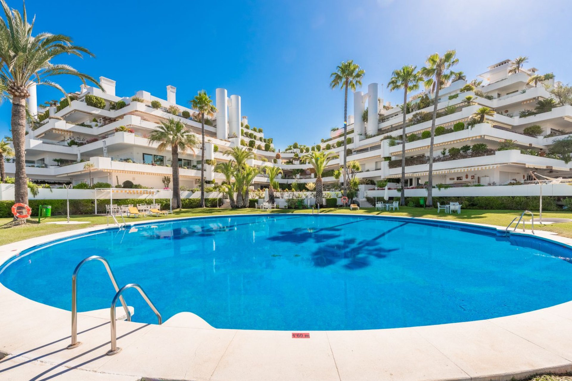 Resale - Apartment - Middle Floor Apartment - Marbella - The Golden Mile