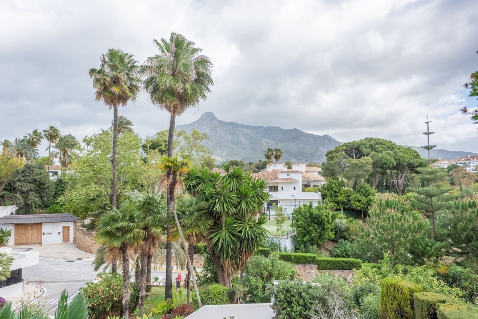 Resale - Apartment - Middle Floor Apartment - Marbella - The Golden Mile