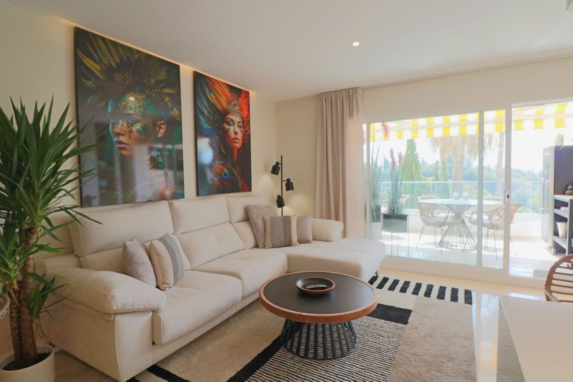 Resale - Apartment - Middle Floor Apartment - Marbella - The Golden Mile