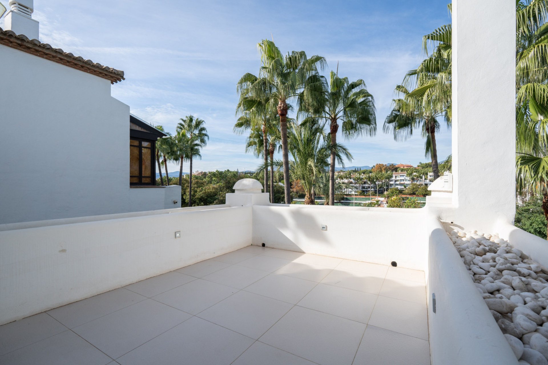 Resale - Apartment - Middle Floor Apartment - Marbella - The Golden Mile