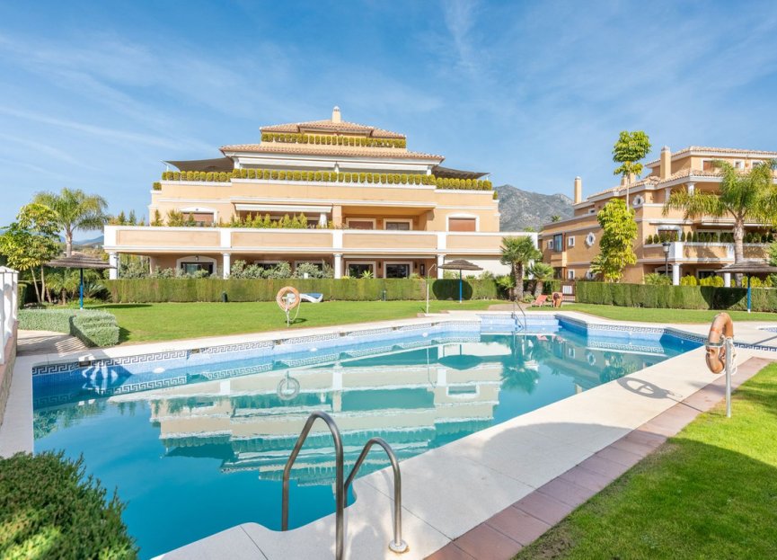 Resale - Apartment - Middle Floor Apartment - Marbella - The Golden Mile