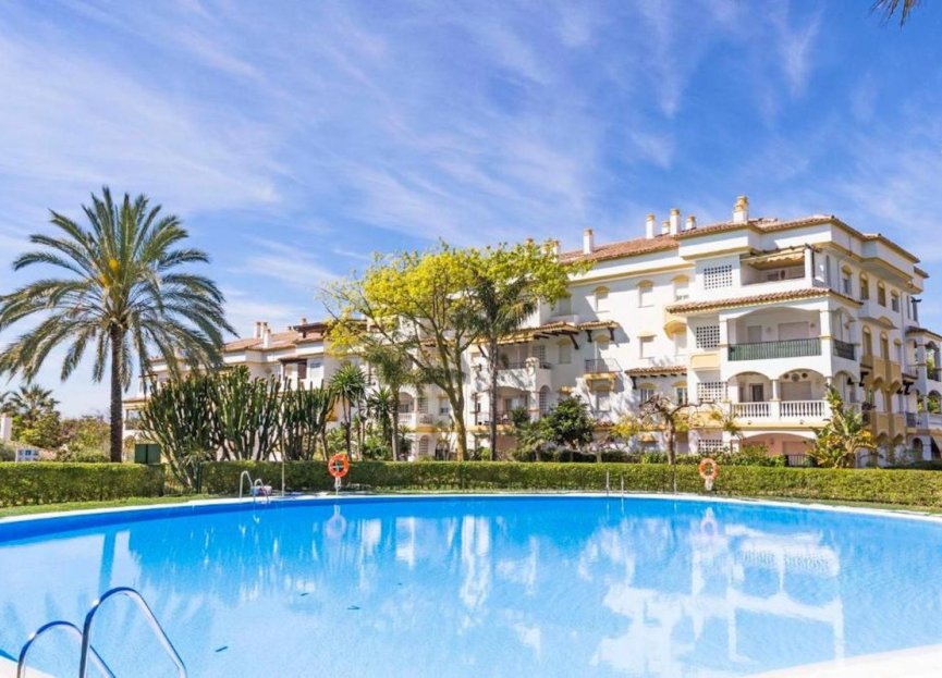 Resale - Apartment - Middle Floor Apartment - Marbella - The Golden Mile