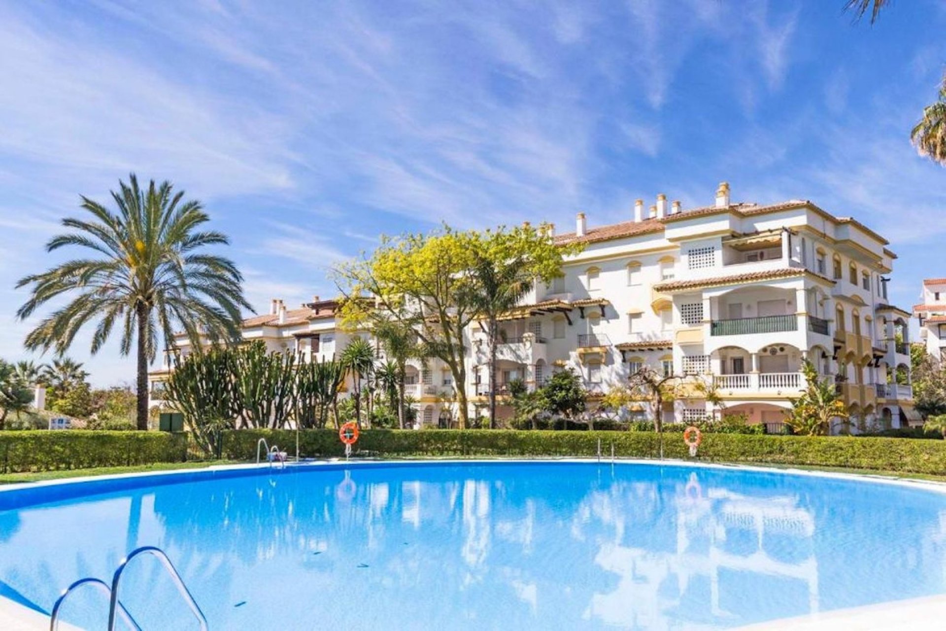 Resale - Apartment - Middle Floor Apartment - Marbella - The Golden Mile