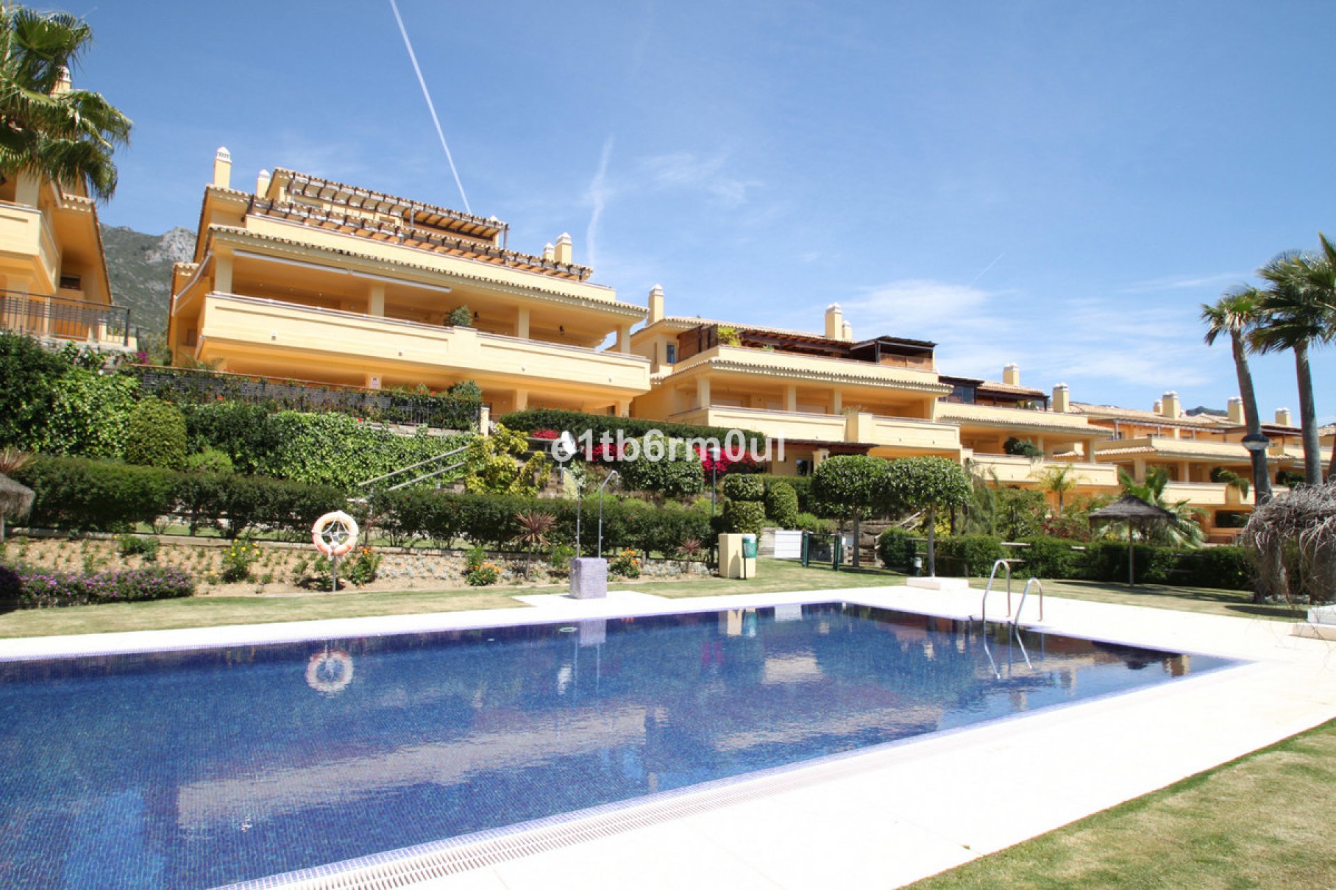 Resale - Apartment - Middle Floor Apartment - Marbella - The Golden Mile