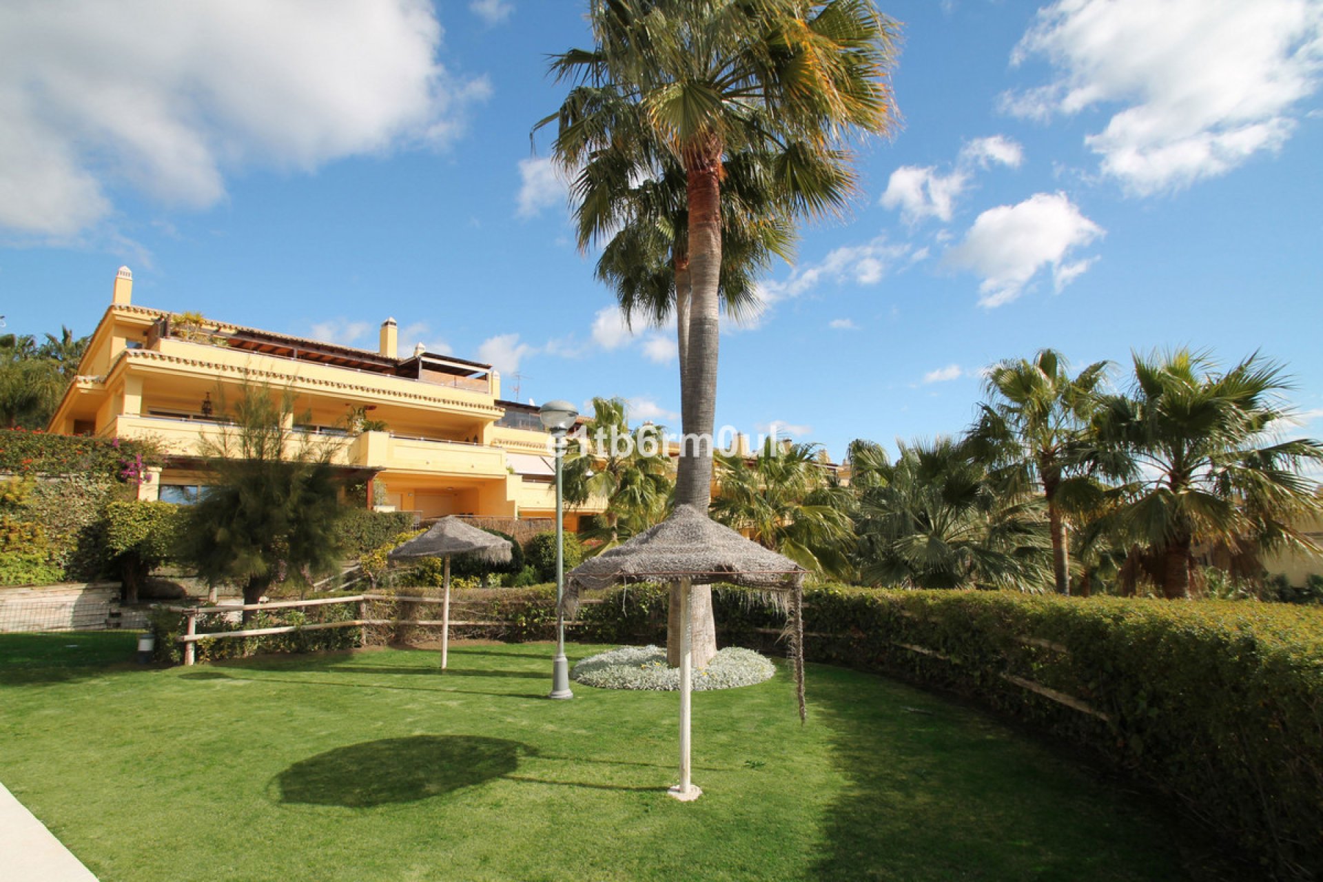 Resale - Apartment - Middle Floor Apartment - Marbella - The Golden Mile