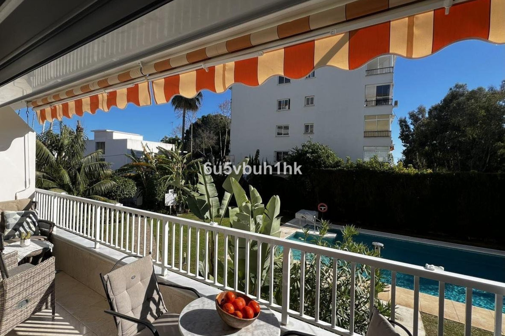 Resale - Apartment - Middle Floor Apartment - Marbella