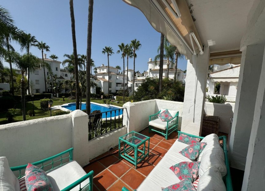 Resale - Apartment - Middle Floor Apartment - Marbella