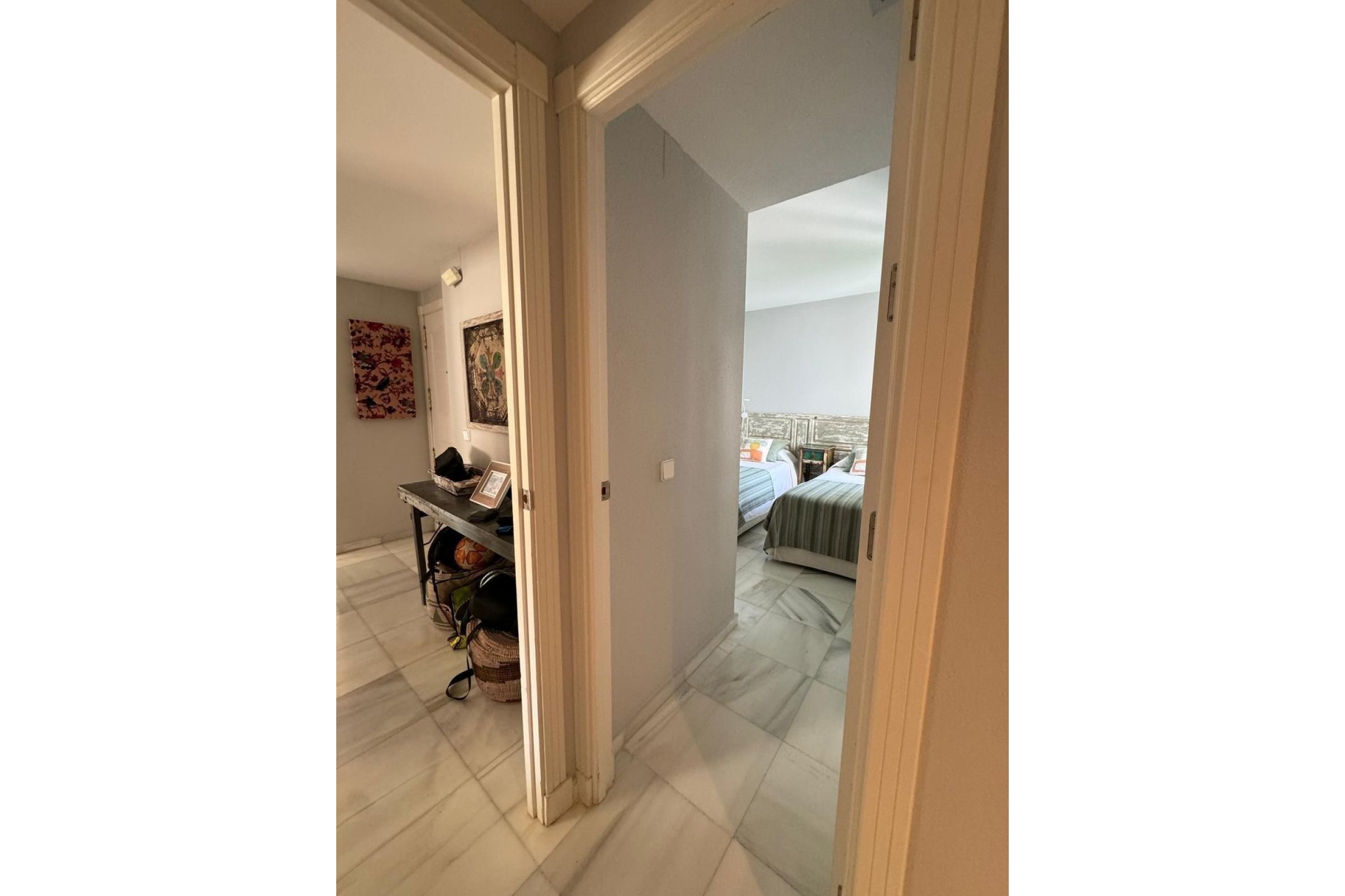 Resale - Apartment - Middle Floor Apartment - Marbella