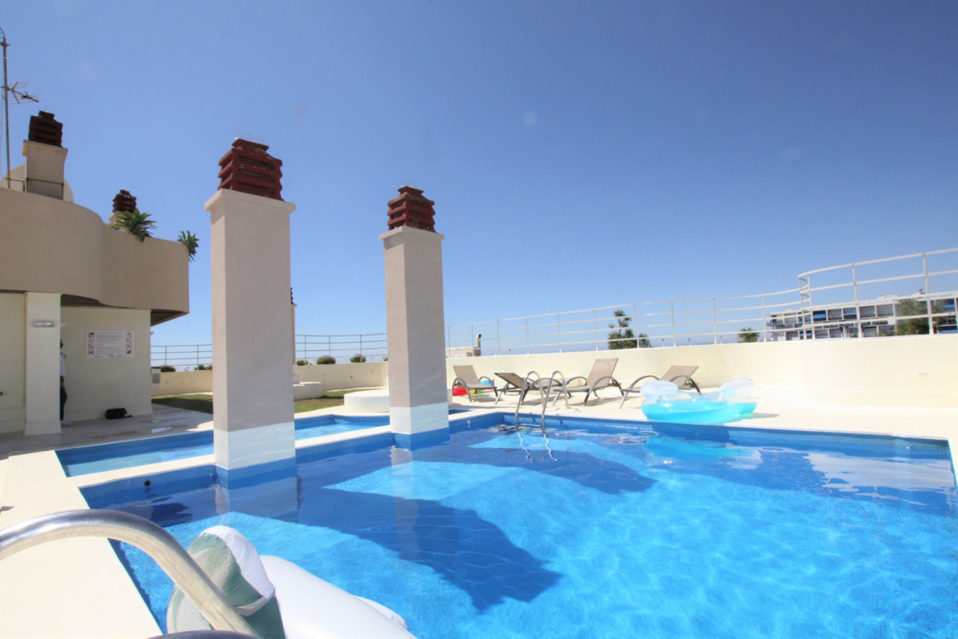 Resale - Apartment - Middle Floor Apartment - Marbella