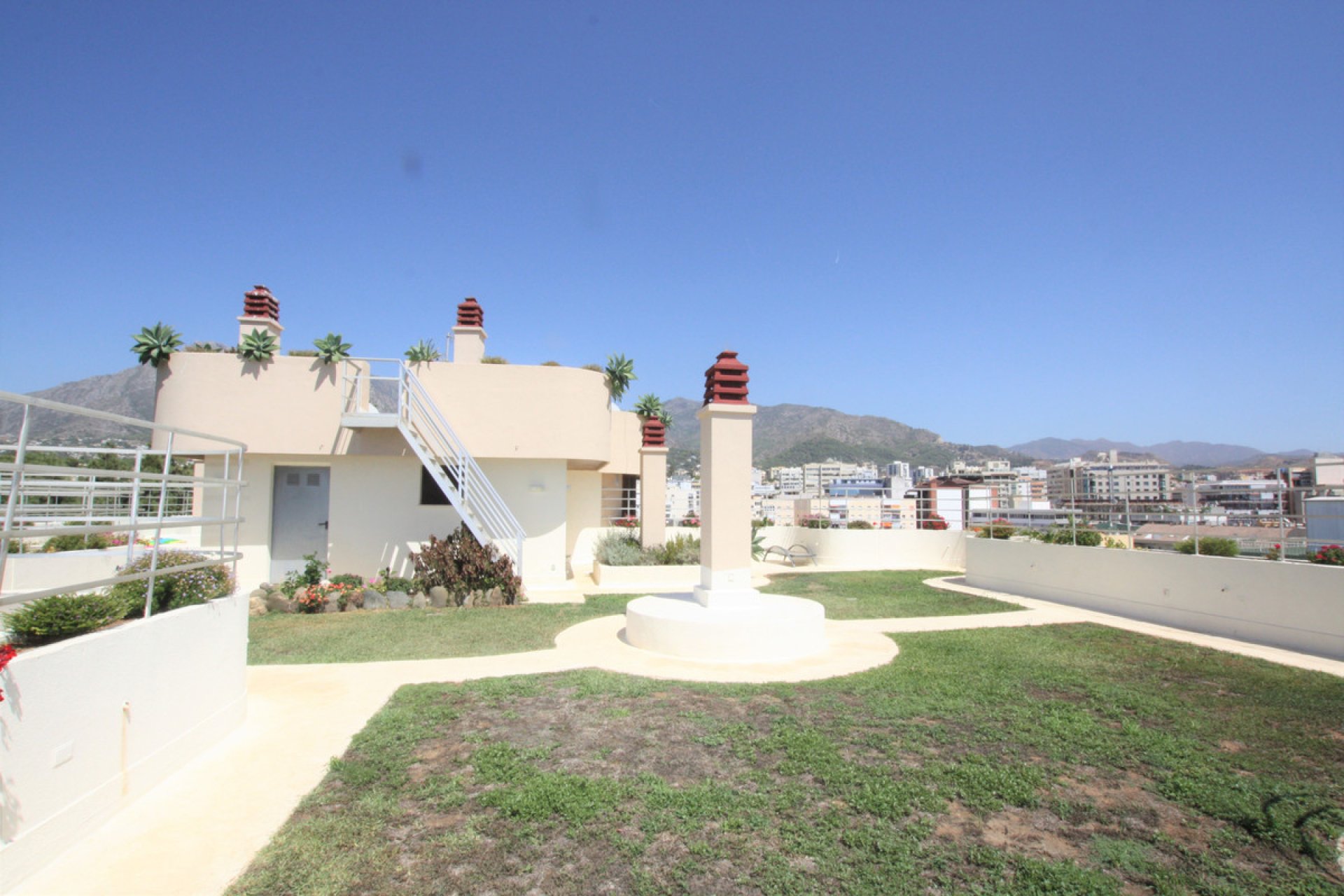 Resale - Apartment - Middle Floor Apartment - Marbella