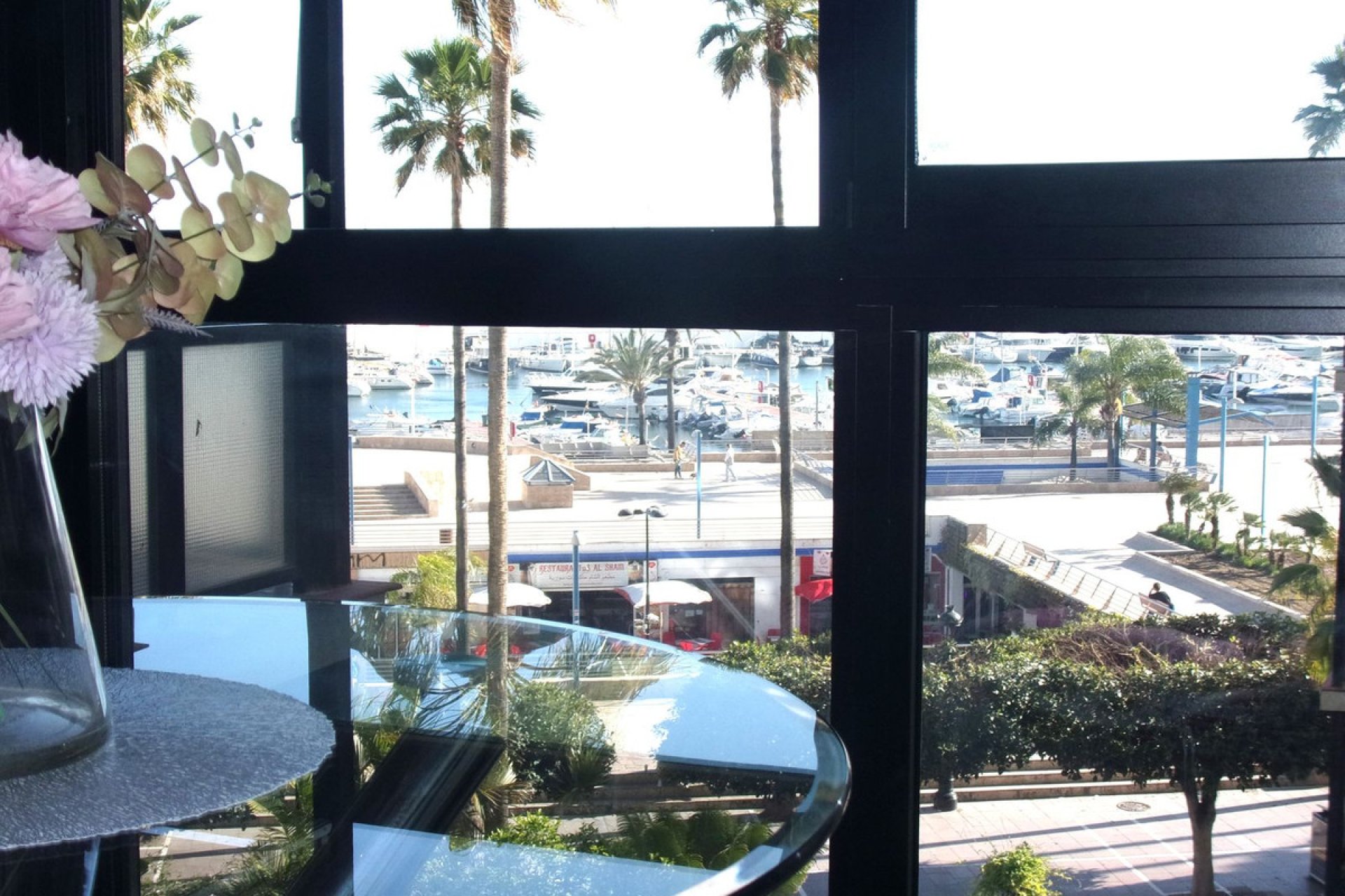 Resale - Apartment - Middle Floor Apartment - Marbella