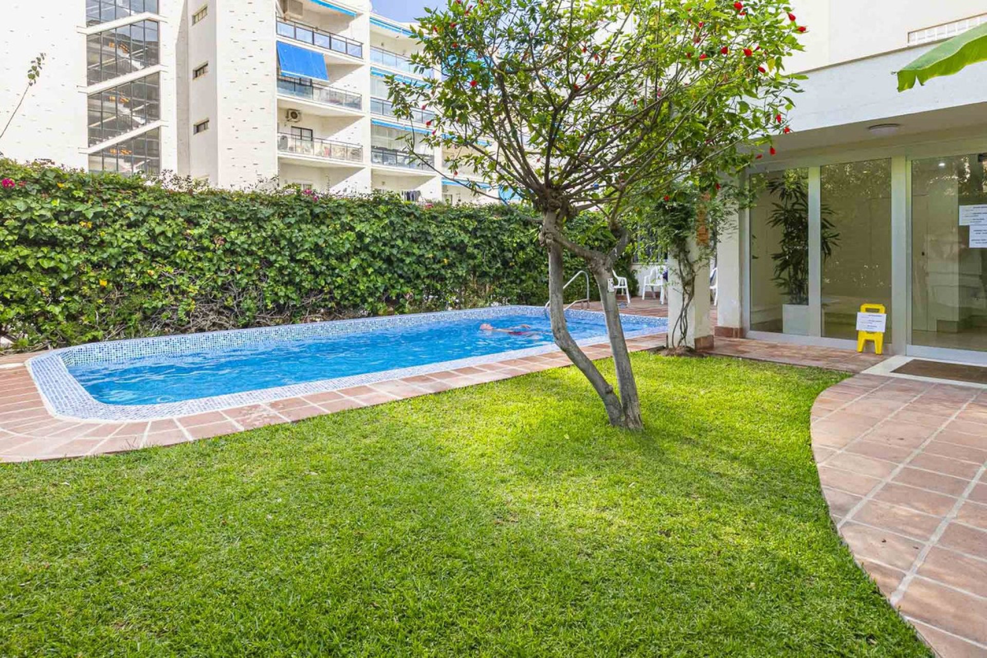 Resale - Apartment - Middle Floor Apartment - Marbella