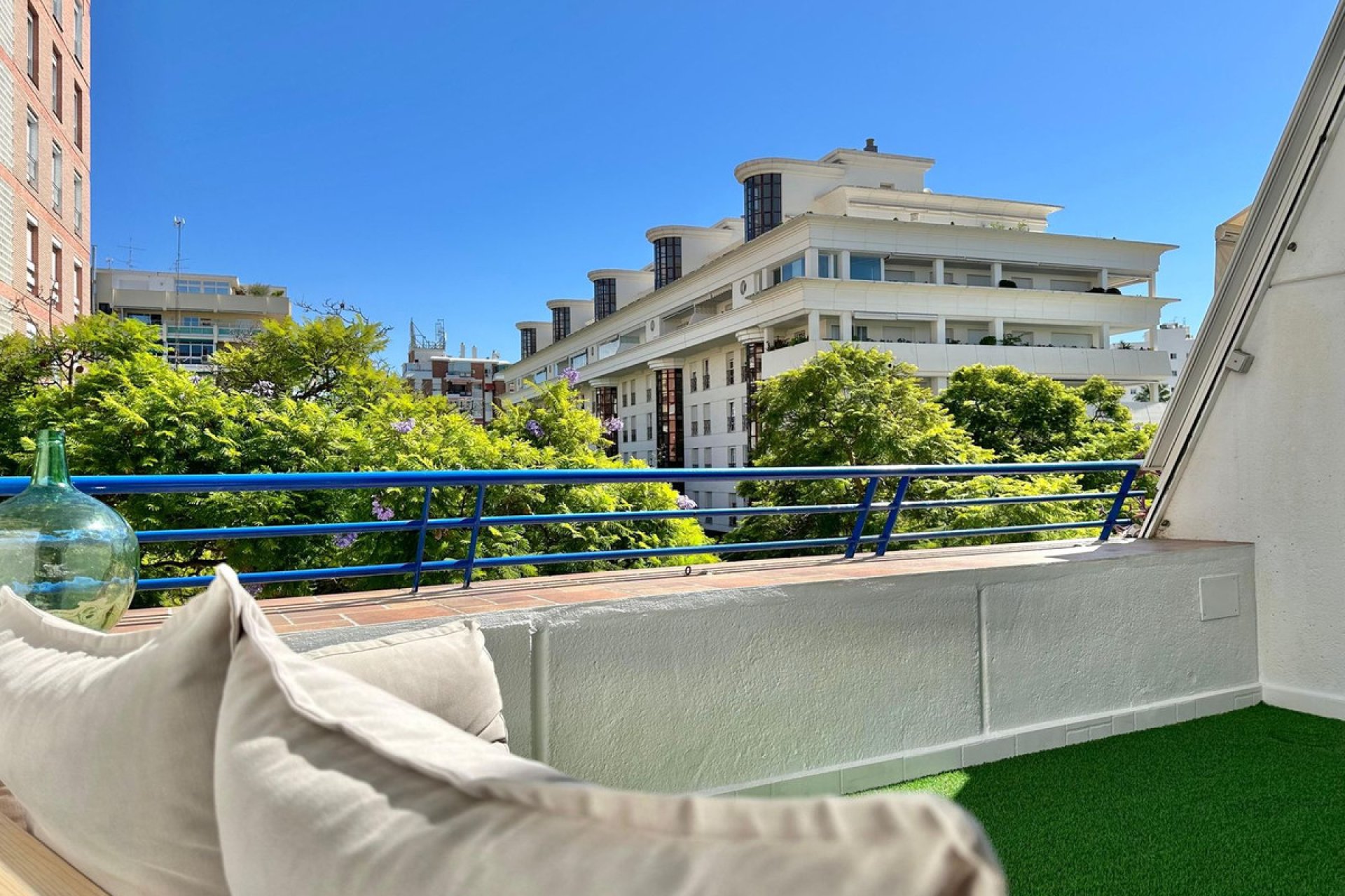 Resale - Apartment - Middle Floor Apartment - Marbella