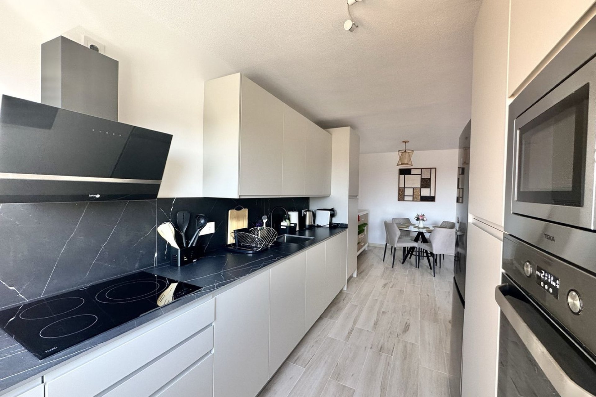 Resale - Apartment - Middle Floor Apartment - Mijas - Calahonda