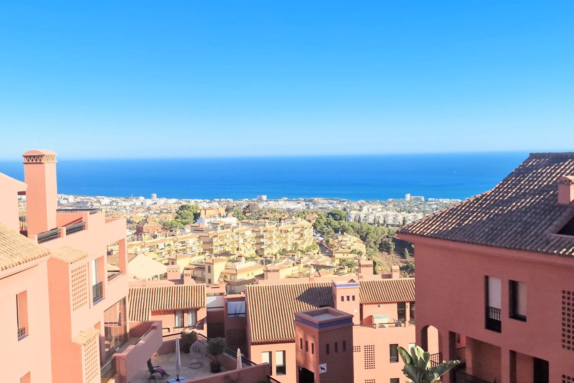 Resale - Apartment - Middle Floor Apartment - Mijas - Calahonda