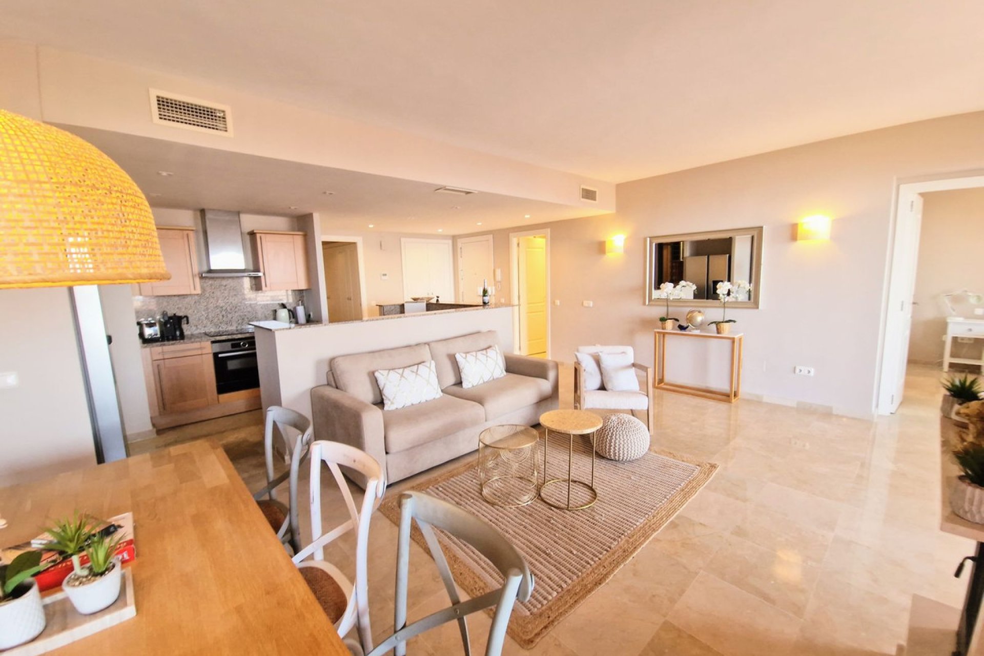 Resale - Apartment - Middle Floor Apartment - Mijas - Calahonda