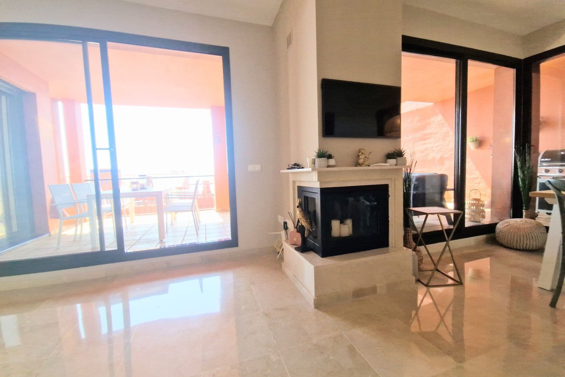 Resale - Apartment - Middle Floor Apartment - Mijas - Calahonda