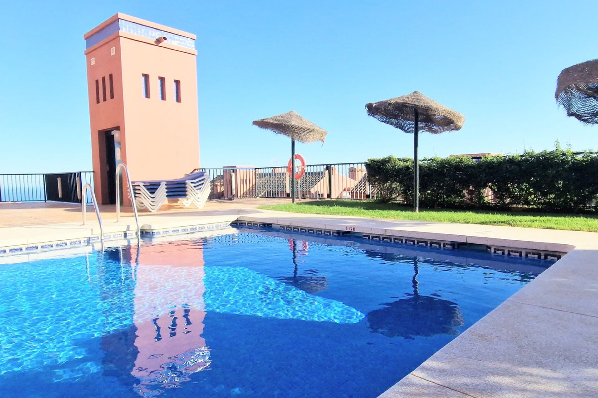 Resale - Apartment - Middle Floor Apartment - Mijas - Calahonda