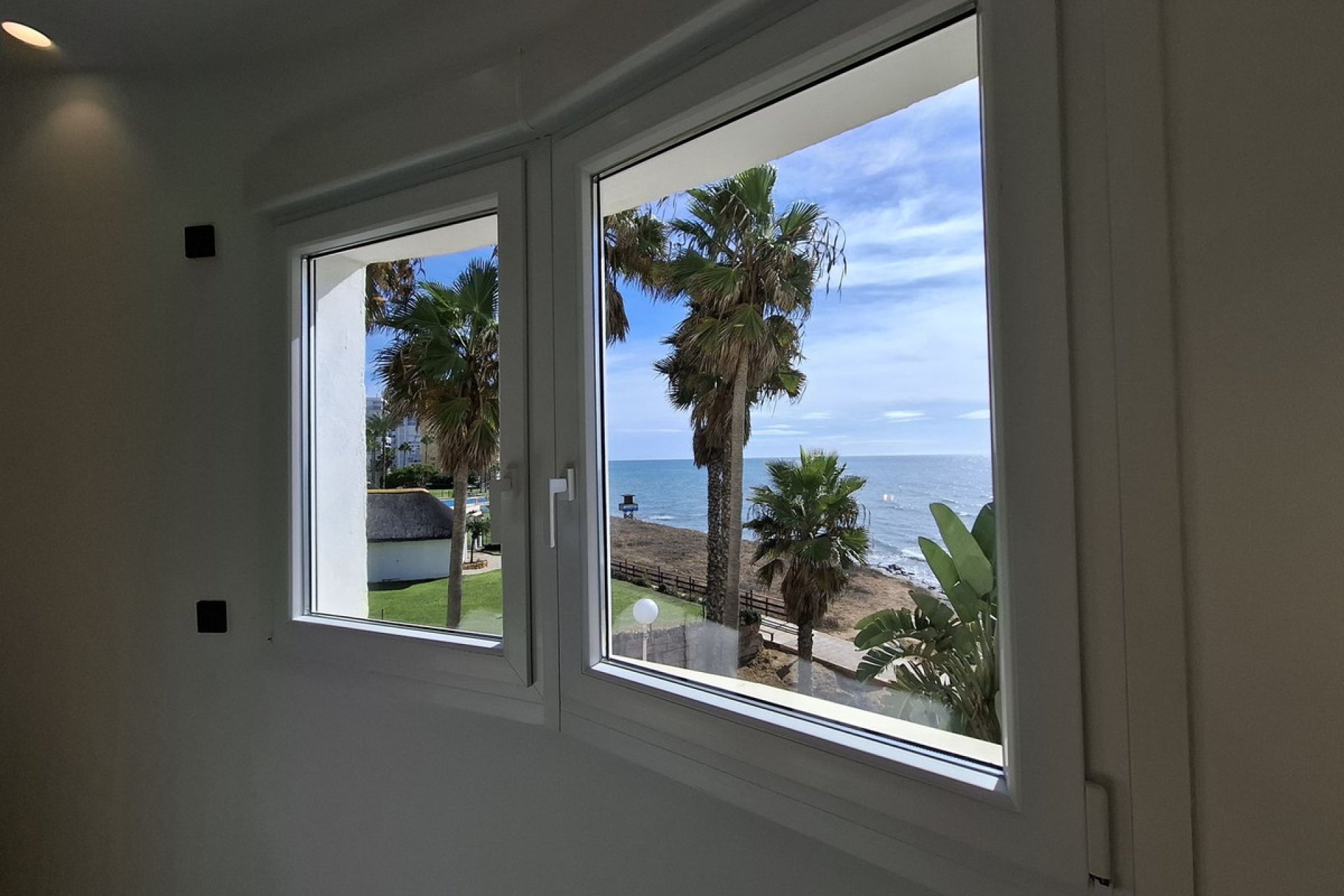 Resale - Apartment - Middle Floor Apartment - Mijas - Calahonda