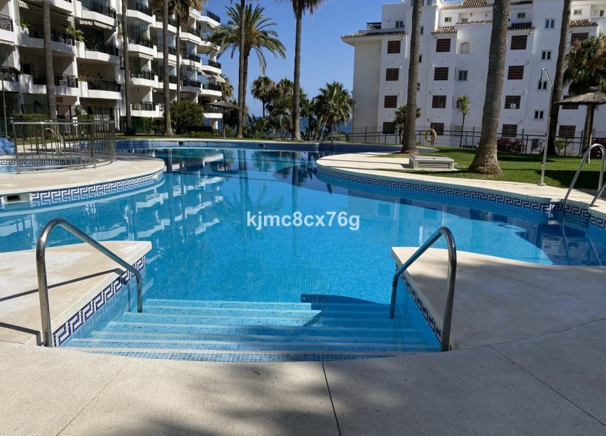 Resale - Apartment - Middle Floor Apartment - Mijas - Calahonda