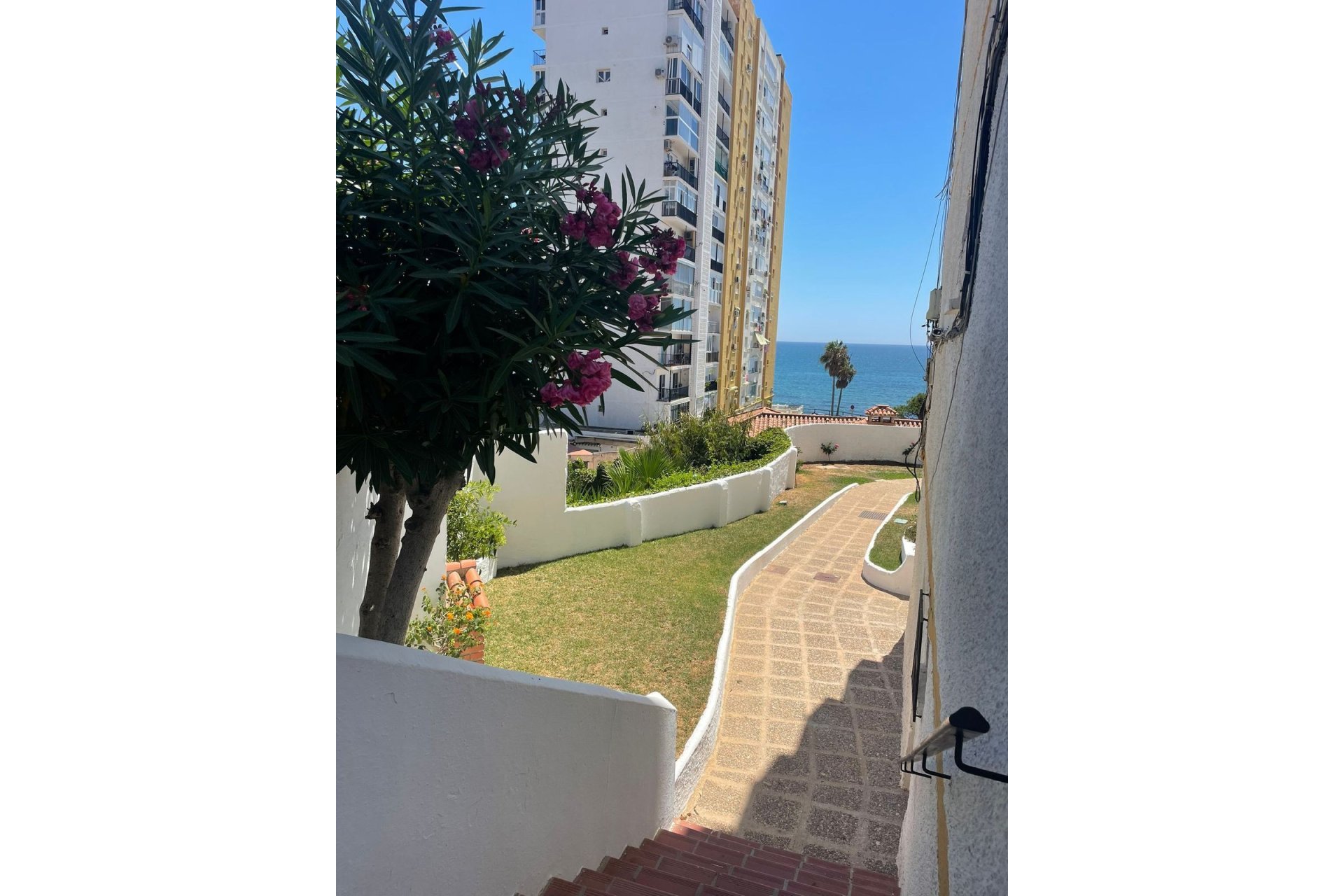 Resale - Apartment - Middle Floor Apartment - Mijas - Calahonda