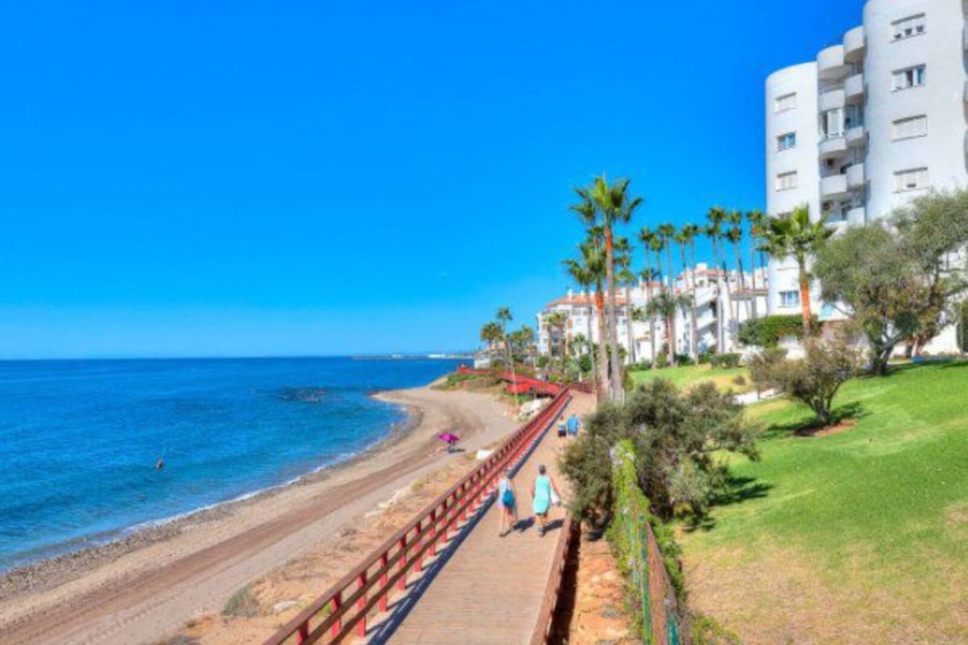 Resale - Apartment - Middle Floor Apartment - Mijas - Calahonda