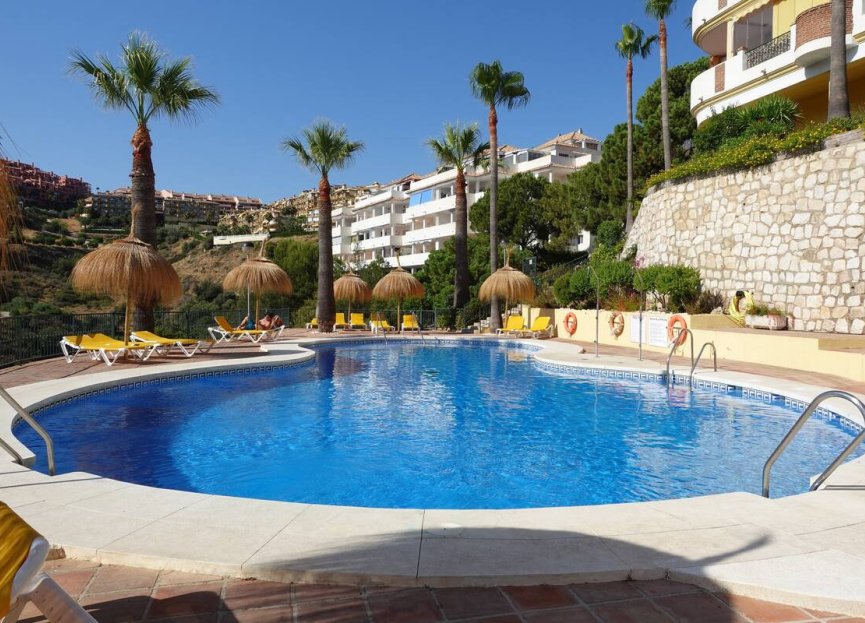 Resale - Apartment - Middle Floor Apartment - Mijas - Calahonda