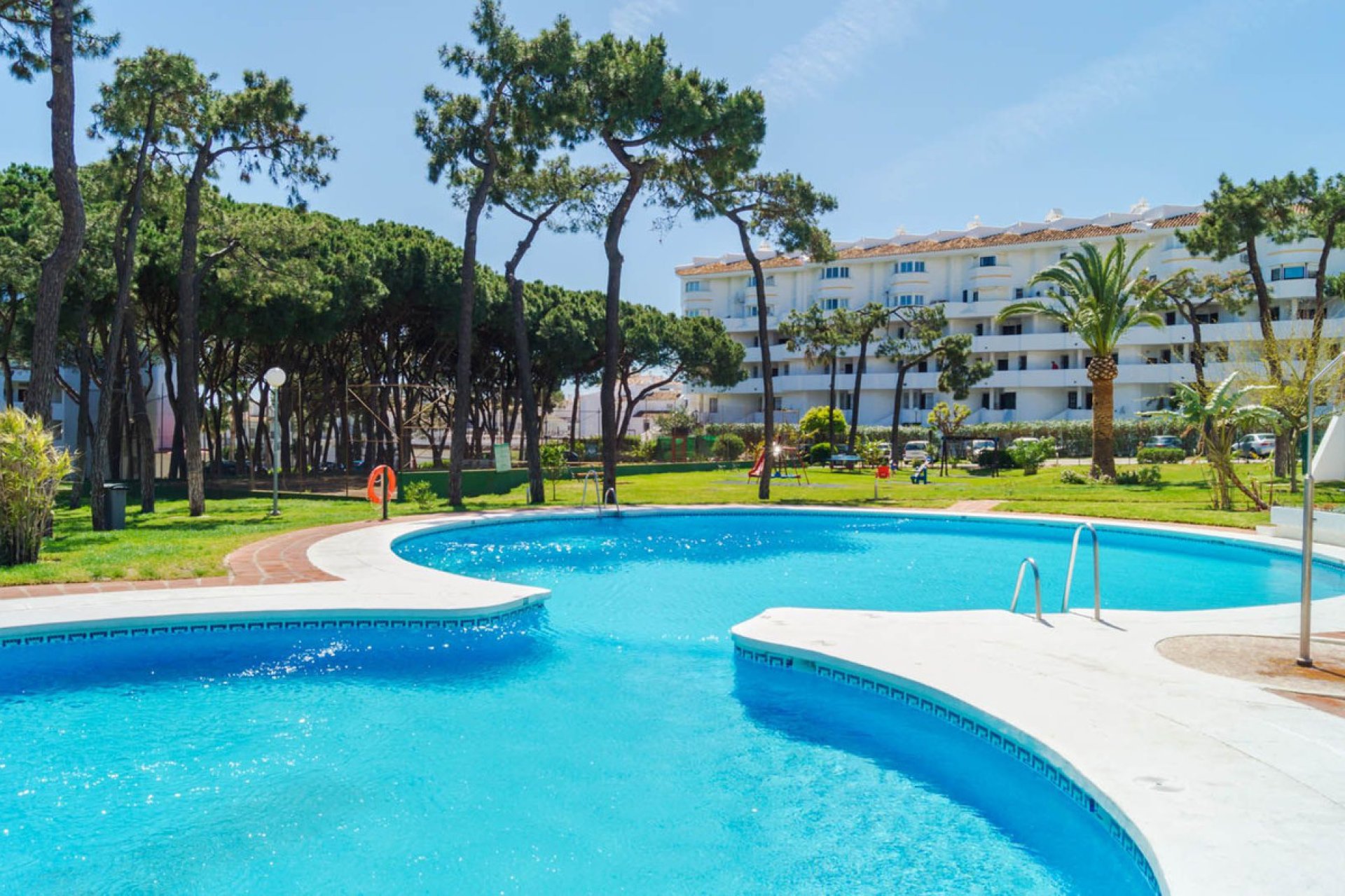 Resale - Apartment - Middle Floor Apartment - Mijas - Calahonda