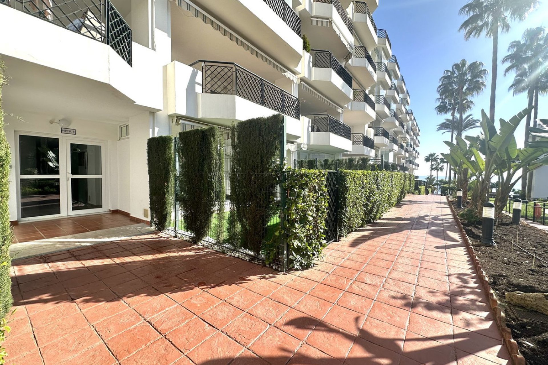 Resale - Apartment - Middle Floor Apartment - Mijas - Calahonda