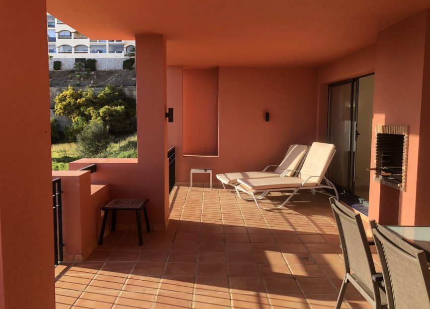 Resale - Apartment - Middle Floor Apartment - Mijas - Calahonda