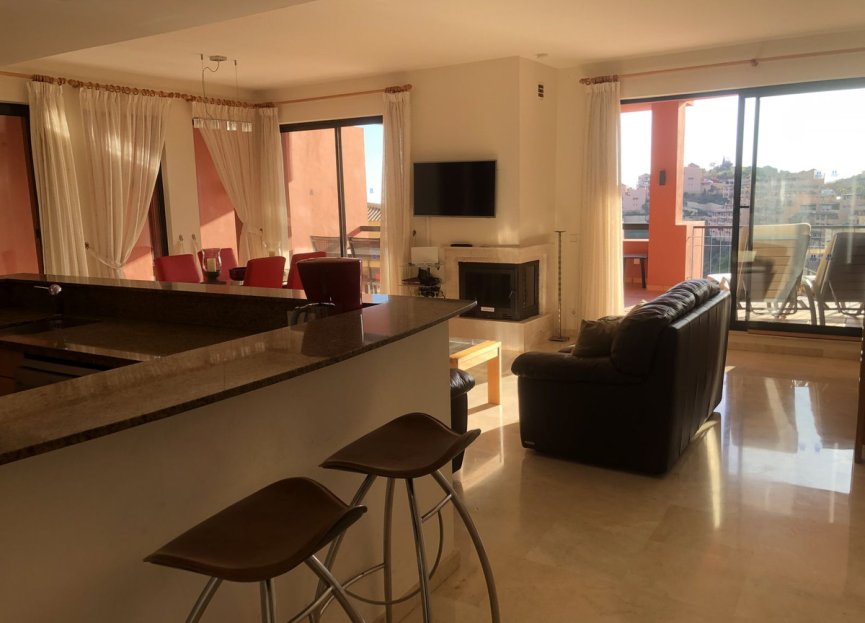 Resale - Apartment - Middle Floor Apartment - Mijas - Calahonda