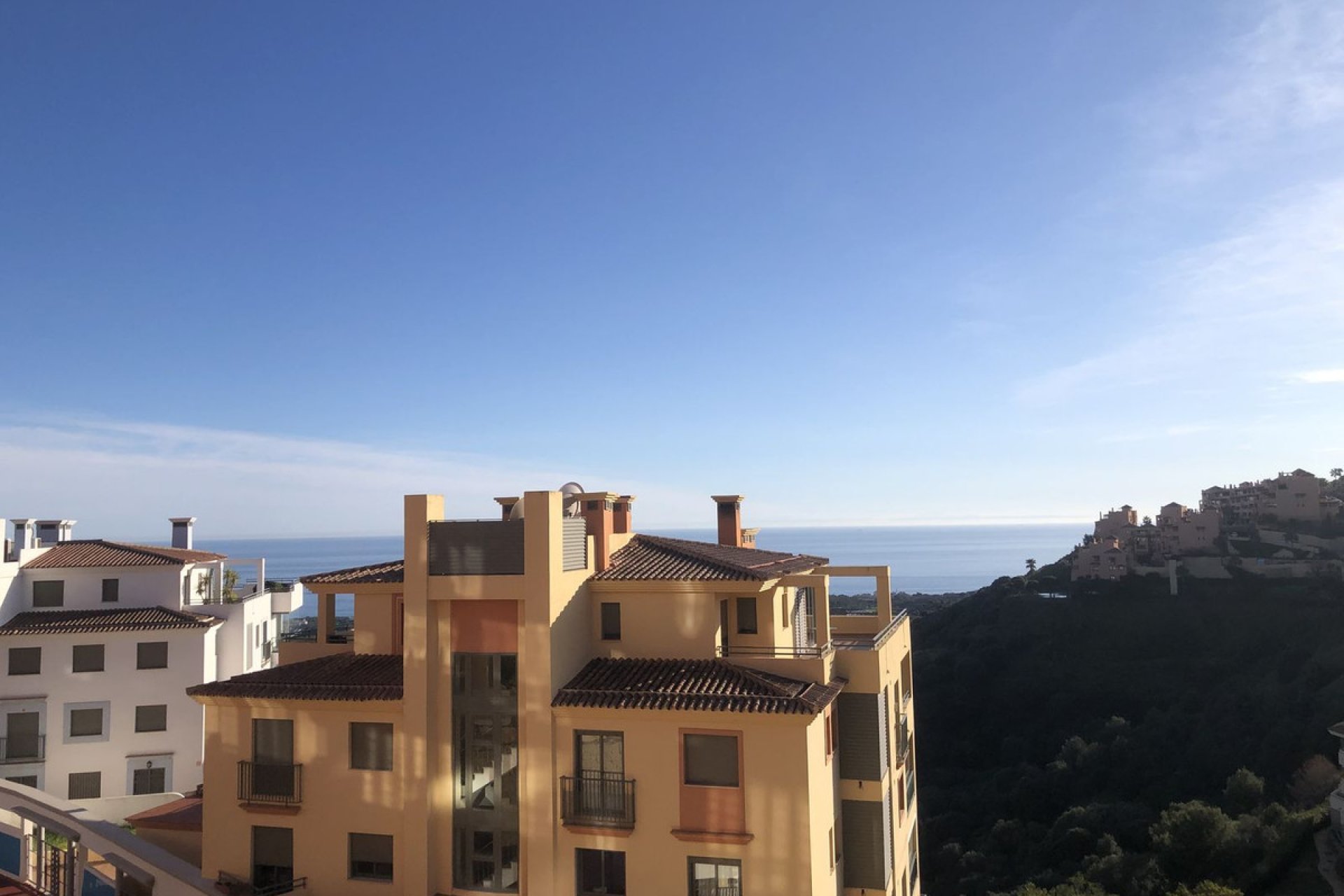 Resale - Apartment - Middle Floor Apartment - Mijas - Calahonda